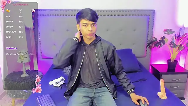 Snapshot of OnlyJos chatting on 10/03/25, 05:47 OnlyJos online show from 10/03/25, 05:47