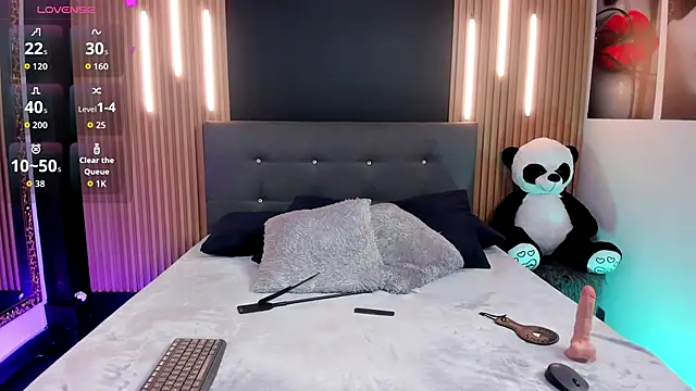 Snapshot of OnlyJos chatting on 12/02/25, 08:10 OnlyJos online show from 12/02/25, 08:10