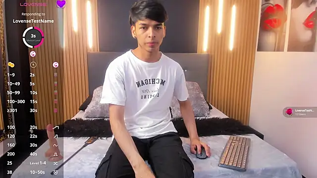 Snapshot of OnlyJos chatting on 10/10/25, 06:31 OnlyJos online show from 10/10/25, 06:31