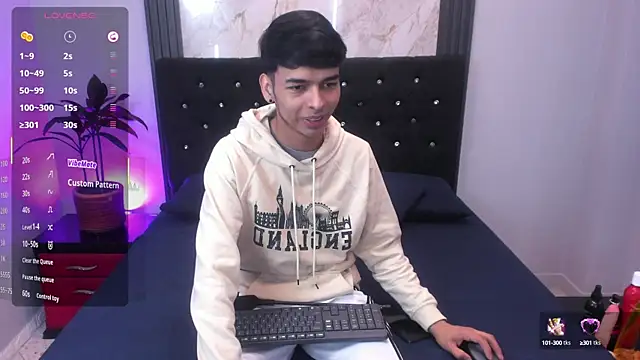 Snapshot of OnlyJos chatting on 10/04/25, 04:52 OnlyJos online show from 10/04/25, 04:52