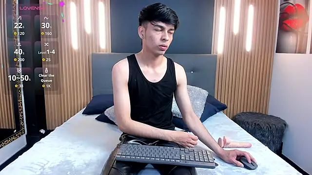 Snapshot of OnlyJos chatting on 12/05/25, 08:17 OnlyJos online show from 12/05/25, 08:17