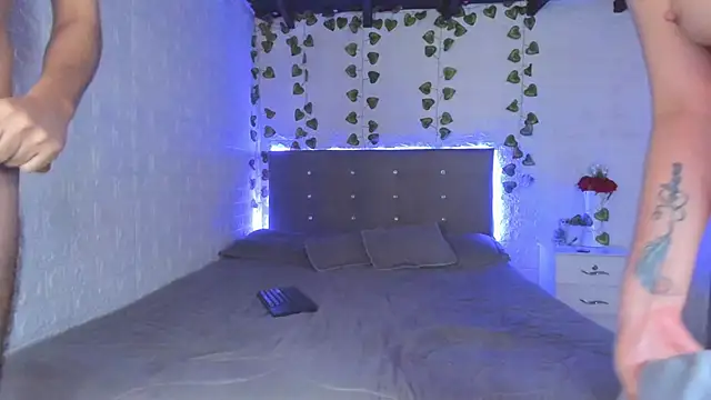 andyxraven  online show from 02/02/26, 03:27