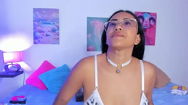 Snapshot of tyra_bankss_ chatting on 11/26/25, 03:06 tyra bankss online show from 11/26/25, 03:06