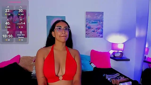 Snapshot of tyra_bankss_ chatting on 12/19/25, 02:59 tyra bankss online show from 12/19/25, 02:59