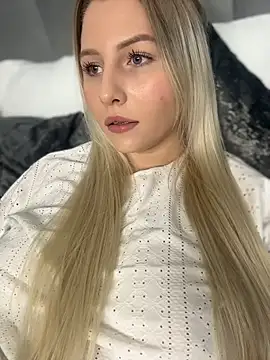 Amy mit online show from 09/29/25, 11:16