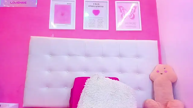 Macarena 05 online show from 12/23/25, 02:55