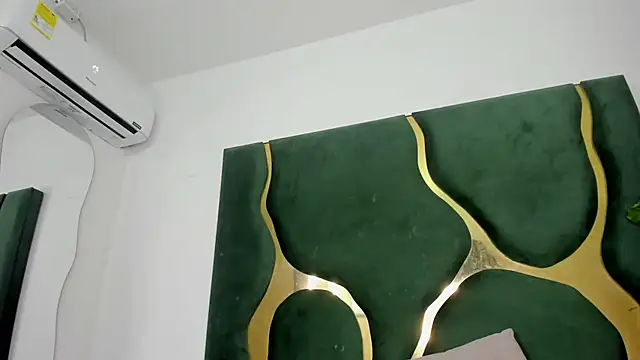 noa roseasm online show from 03/26/26, 12:58