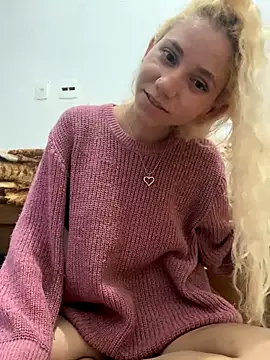 Bruna551 online show from 11/05/25, 03:20