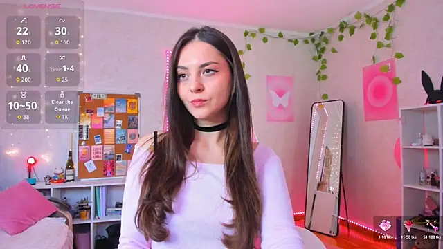 Snapshot of lunariaxoxo chatting on 10/30/25, 04:22 lunariaxoxo online show from 10/30/25, 04:22