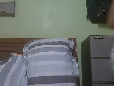 Sexyjenny4u online show from 05/18/26, 08:46