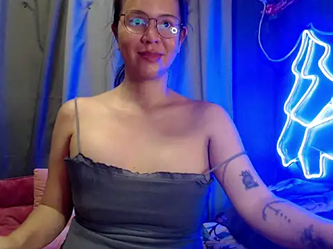 Transfantasy4u online show from 02/17/26, 05:27