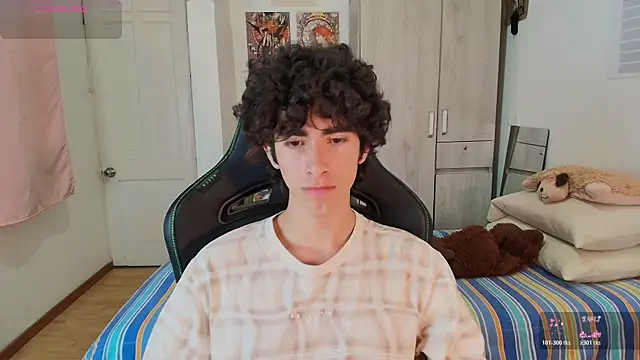 Nude Boy18 online show from 04/12/26, 06:05