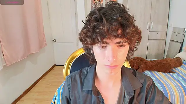 Nude Boy18 online show from 11/25/25, 04:13