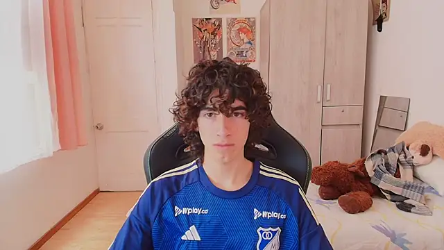 Nude Boy18 online show from 03/19/26, 07:14