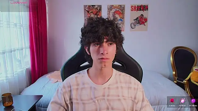 Nude Boy18 online show from 07/02/26, 10:38