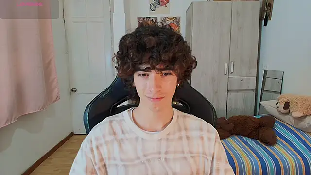 Nude Boy18 online show from 01/06/26, 02:26