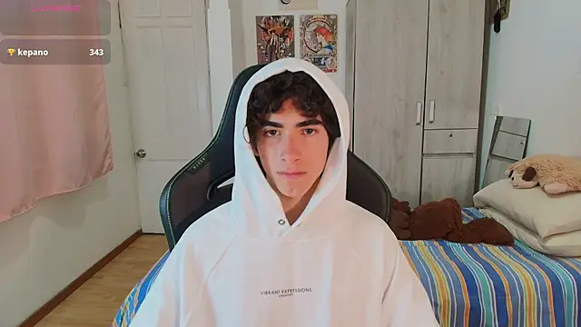 Nude Boy18 online show from 04/11/26, 06:32