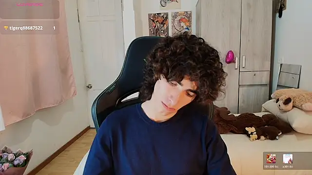 Nude Boy18 online show from 02/05/26, 12:39