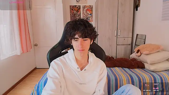 Nude Boy18 online show from 04/10/26, 06:26