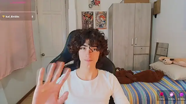 Nude Boy18 online show from 03/11/26, 01:10