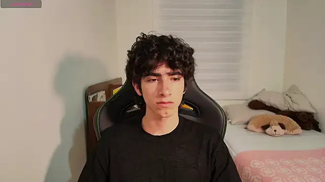 Nude Boy18 online show from 06/22/26, 04:31