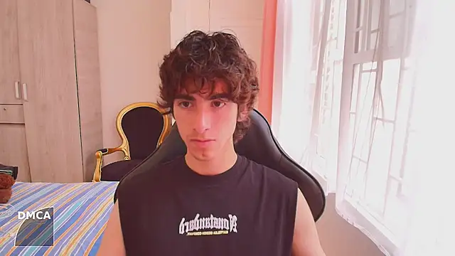 Nude Boy18 online show from 10/02/25, 04:10