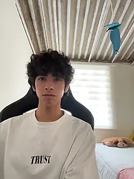 Nude Boy18 online show from 06/24/26, 06:28
