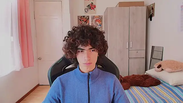 Nude Boy18 online show from 03/24/26, 04:29