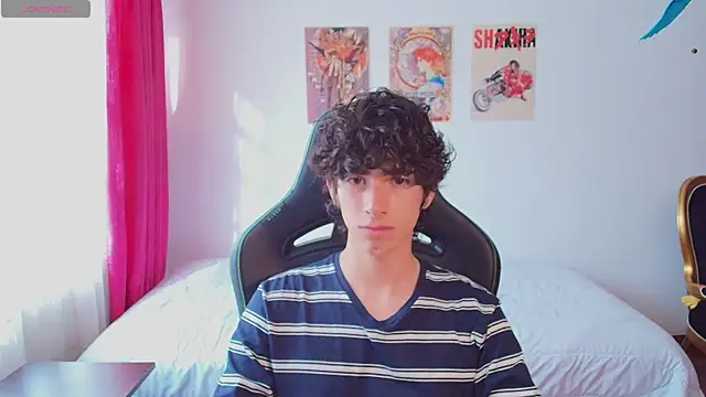 Nude Boy18 online show from 07/10/26, 09:48