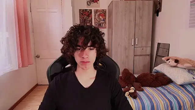 Nude Boy18 online show from 03/20/26, 09:38