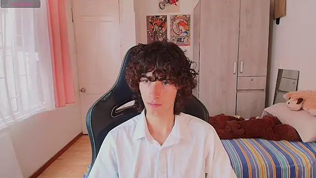 Nude Boy18 online show from 03/12/26, 08:57