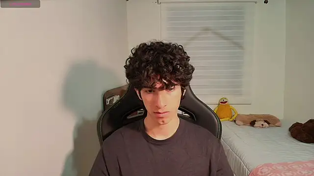 Nude Boy18 online show from 06/17/26, 03:28