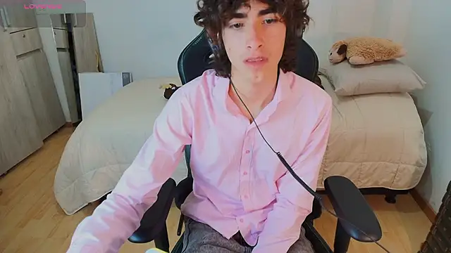 Nude Boy18 online show from 02/14/26, 07:19