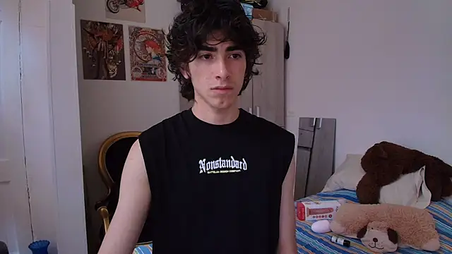 Nude Boy18 online show from 11/03/25, 09:51