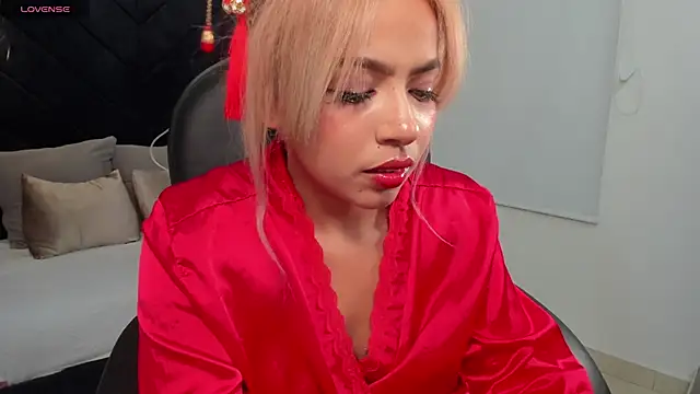 momo ayasse online show from 02/11/26, 04:23