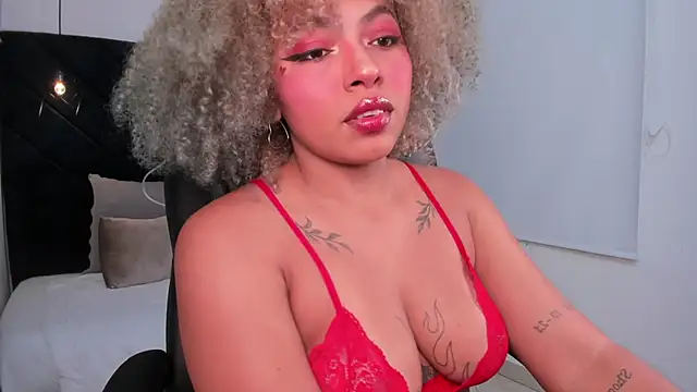 momo ayasse online show from 02/15/26, 03:51