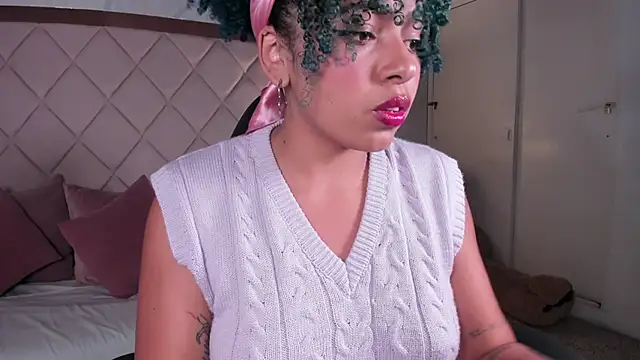 momo ayasse online show from 11/11/25, 09:53