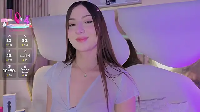 SofiJones  online show from 03/24/26, 09:37