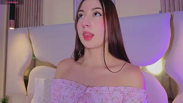 Snapshot of SofiJones_ chatting on 01/10/26, 12:39 SofiJones online show from 01/10/26, 12:39