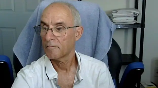 funone1999 online show from 10/31/25, 08:49