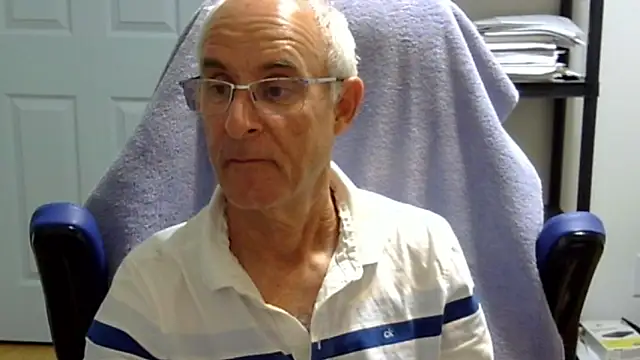 funone1999 online show from 10/13/25, 04:47