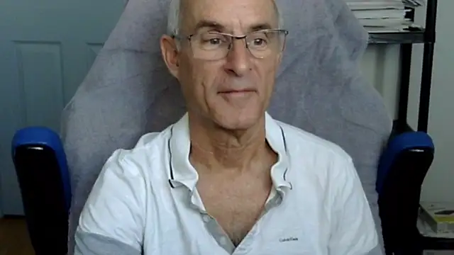 funone1999 online show from 12/18/25, 10:02