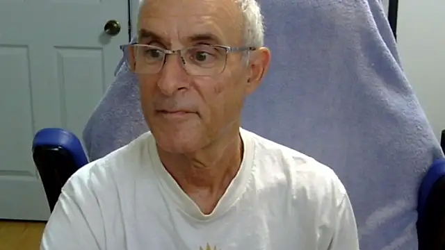 funone1999 online show from 09/28/25, 12:17