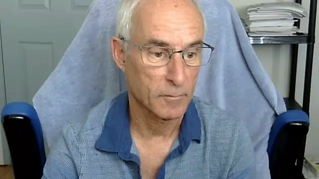 funone1999 online show from 10/10/25, 09:04