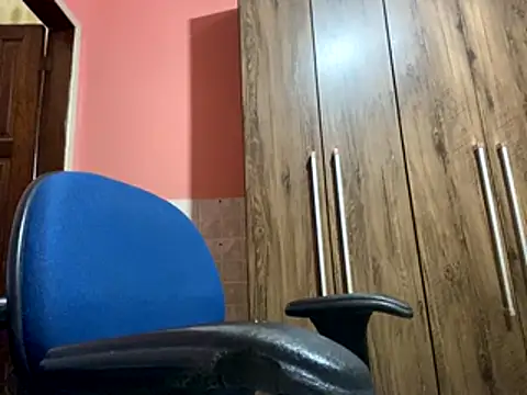 lucioliveira online show from 10/16/25, 05:21