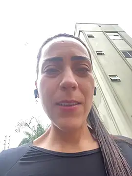 lucioliveira online show from 02/11/26, 01:00