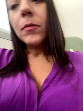 lucioliveira online show from 10/09/25, 03:12