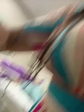 lucioliveira online show from 10/12/25, 02:46