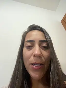 lucioliveira online show from 02/08/26, 02:48