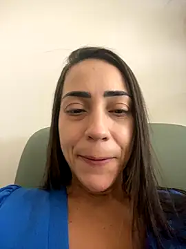 lucioliveira online show from 11/17/25, 03:16